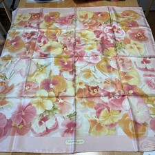 Foulard In Setafloral Di Seta Salvatore Ferragamo 4015