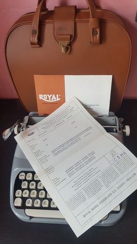 Macchina scrivere royal - ,