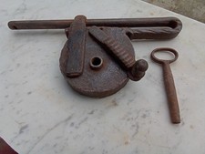 ANTICO,PARTICOLARE E ROBUSTO