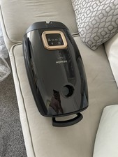 Aspirapolvere Miele Guard L1