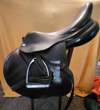 Sella da salto inglese CWD