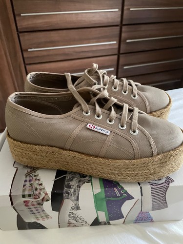 Decolte platform fungo - a,
