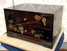 Cassetta in legno giapponese