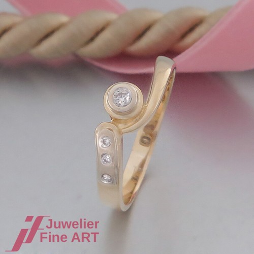 Anello brillante con - , 4