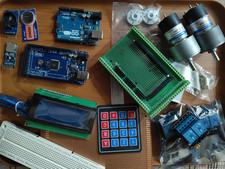 Kit Lotto Arduino MEGA 2560 R3 + accessori, causa cessato tempo libero