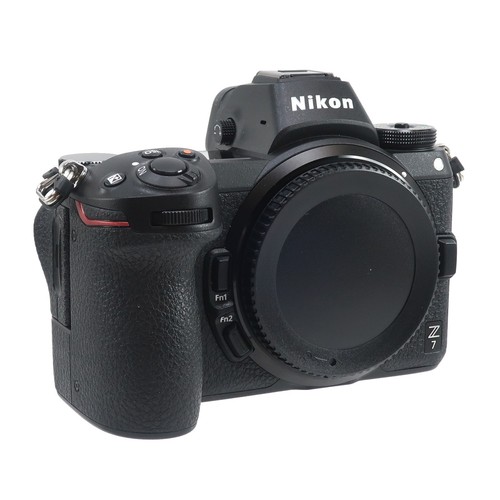 Fotocamera digitale nikon - fotocamera,