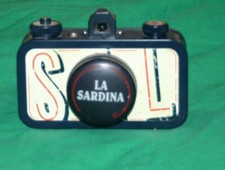 FOTOCAMERA VINTAGE LOMO LA SARDINA SEA PRIDE 35 MM SARDINE PESCE LATTINA FOTOGRAFIA LOMOGRAFIA