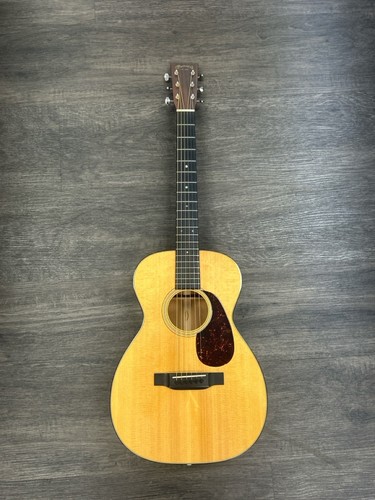 Martin guitar - martin, 0-18