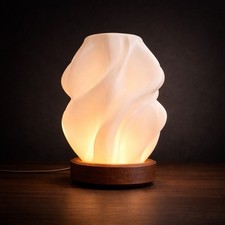 Luminária de mesa com design