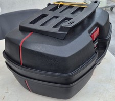 Bauletto 57L con Catadiotti Rossi - Nero