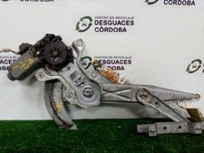 FRONT LEFT WINDOW REGULATOR /