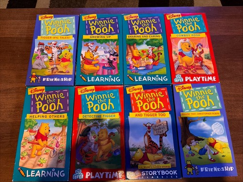 Lot vintage winnie the - of,
