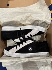 Airwalk Classics Random / One