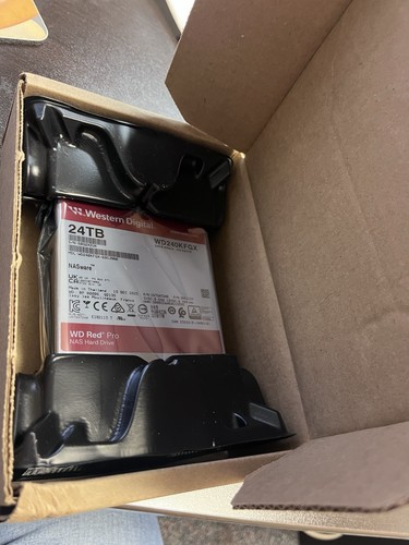 Western digital red - 24, tb