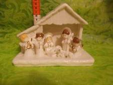 NATALE STATUINA CAPANNA CON PRESEPE PORCELLANA BIANCA LUCIDA CERAMICA NO MARCHIO