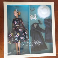 Barbie Silkstone/Modello Moda "Grace Kelly The Romance" Mattel 2011 #T7944 NRFB