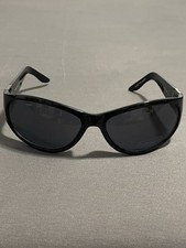 Occhiali da sole ovali neri