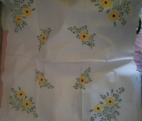 Centrotavola cotone ricamato - , a
