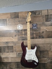 Fender standard stratocaster - fender,