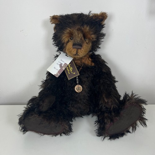 Charlie bear newton - bear,