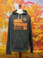 Felpa nera con cappuccio Nike