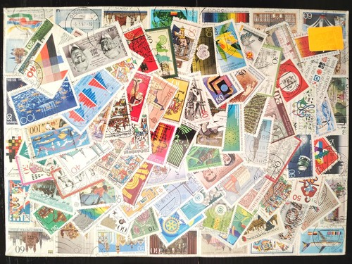 Collezione 100 francobolli - collezione,