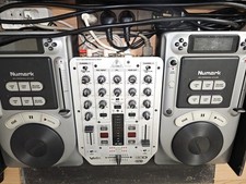 Table de mixage Behringer