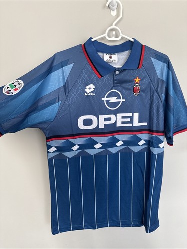 Milan away team baggio - ac,
