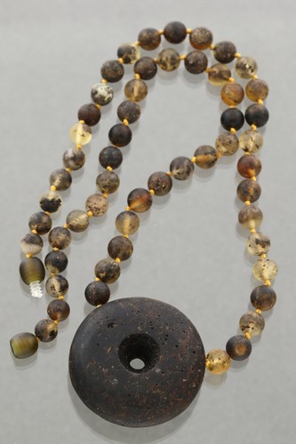 Collana con ciondolo - , ciambella