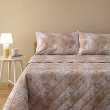 Copriletto trapuntato