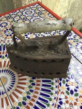 ANTICO FERRO DA STIRO A