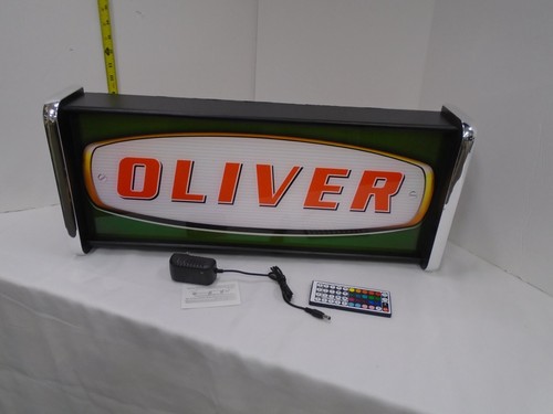 Oliver emblema trattore