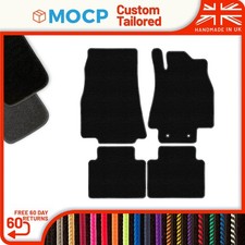 Tappetini auto per adattarsi a