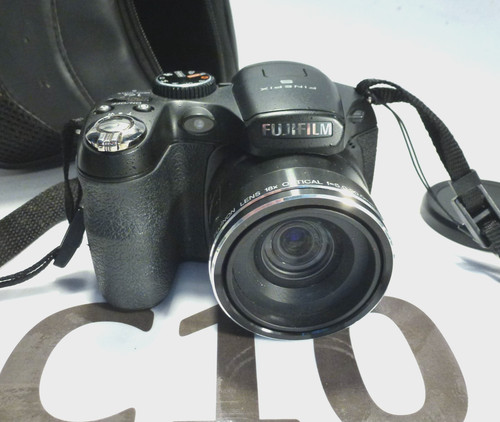 Fuji s2950 18x zoom - 14,