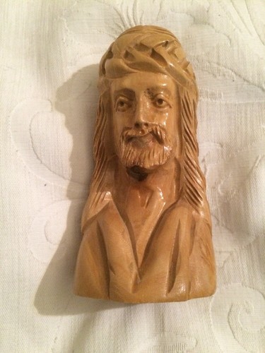 Piccola scutura raffigurante - piccola,