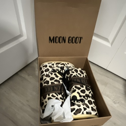 Moon boot icon - mb,