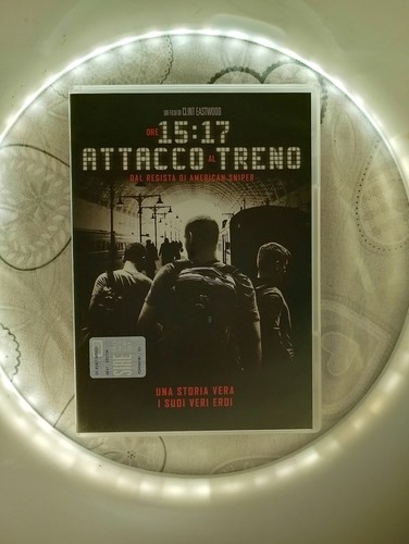 Ore attacco treno - ore, 15