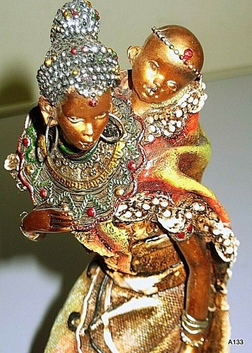 Scultura donna colore con - donna, di