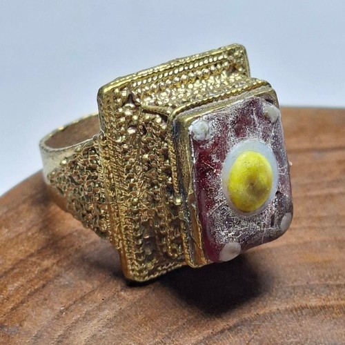 Bellissimo anello antico