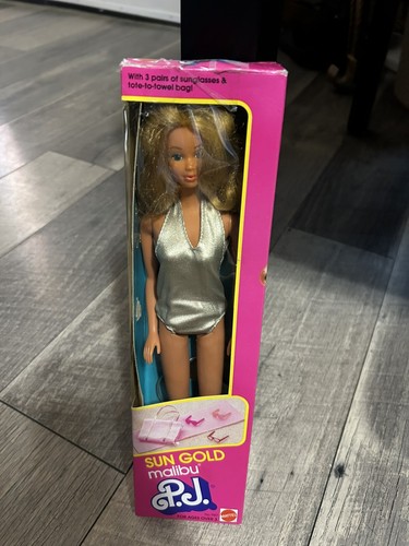 Barbie malibu 1983 - barbie, p.j.