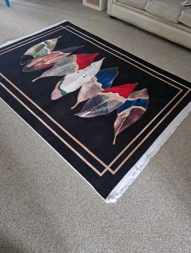 Large modern soft - large,
