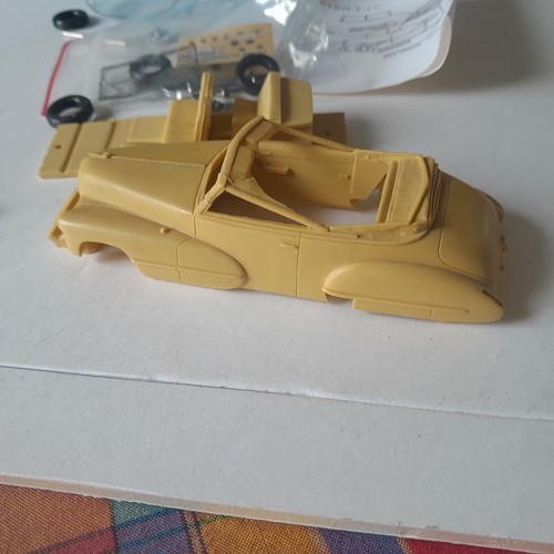 Cadillac cabriolet 1947 kit - cadillac,