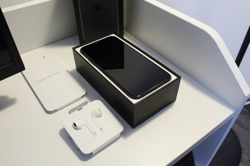 Iphone pro 64gb - pro,