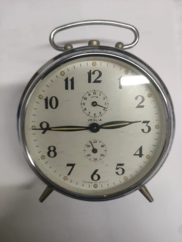 Orologio sveglia meccanica