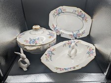 Servizio Set di 3 piatti/ciotola/piatto coperto ovale Heinrich Selb "Blossom" usati in ottime condizioni