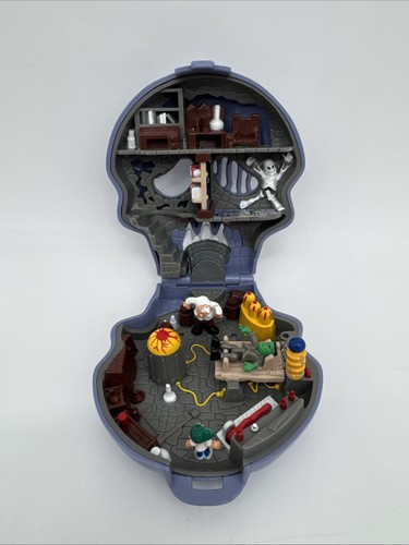 Bluebird mighty max escapes - max,