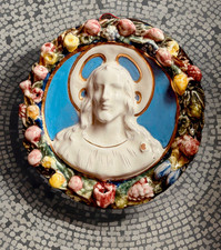 Tondo formella    ROBBIA