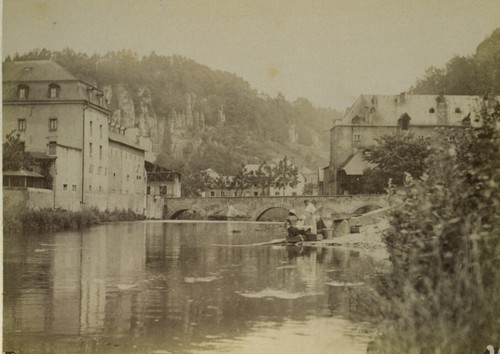 Luxembourg petrusse skirting - petrusse,