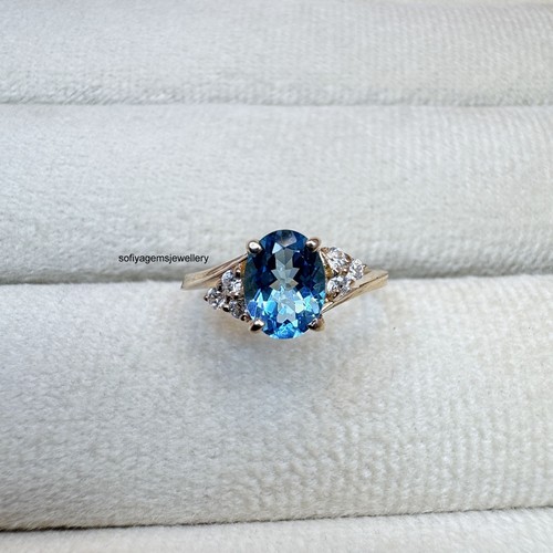 Anello topazio blu svizzero