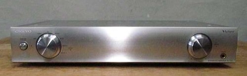 Amplificatore stereo integrato